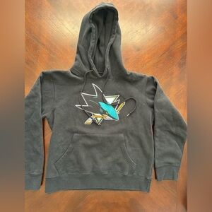 NHL Black Hoodie with Logo boy size M  TRUONG 9